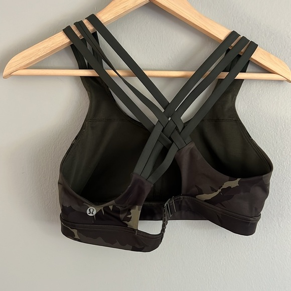 Lululemon Camo Energy Sports Bra Criss-Cross Straps Size 8 - Picture 3 of 6